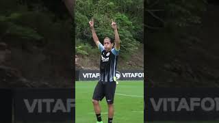 Segovinha marcou esse golaço no treino do Botafogo logo o primeiro do Almada shorts [upl. by Fionna386]