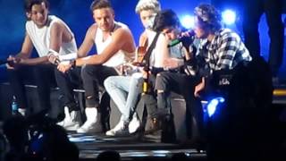 Little Things  One Direction Lima Peru 270414 [upl. by Kristos]