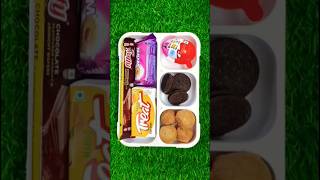 Oreo Biscuits Chocolate Wafer JimJam Biscuits Kinder Joy Frooti amp Kachodi Lunch box ideas 🥰 😋 [upl. by Drofnelg]