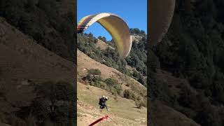 Nice takeoff Bhag bhag birbillingparagliding paragliding virelvideo subscribe [upl. by Brathwaite]