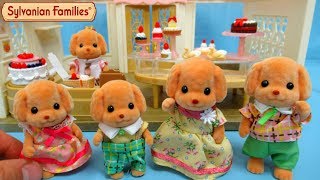 Sylvanian Families Village Cake Shop Unboxing Review and Play  Calico Critters [upl. by Drooff]