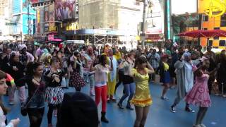 Kyary Pamyu Pamyu Flashmob NYC 2013  Tsukema Tsukeru [upl. by Atniuqal]