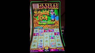 1ST TIME PLAYING MR SKUNKY  STINKIN RICH  I GOT 27 FREE SPINS [upl. by Adekam167]