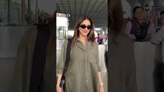 Kareena Kapoor and Hrithik Roshan songs ytshorts bollywood kareena hrithikroshan viralvideo [upl. by Harelda785]