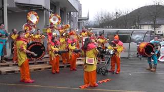 Guggemusig Elbisrugger Füllinsdorf  Saisoneröffnung Fasnacht im WOPShop Zunzgen 09012016 [upl. by Ainoz900]