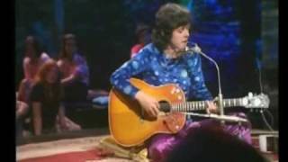 Donovan in Concert  Catch The Wind [upl. by Landre]