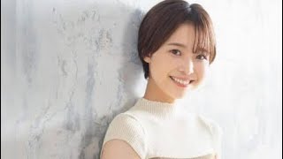 元フジアナ・渡邊渚、美スタイル際立つニットワンピース姿を披露「笑顔ステキです」 [upl. by Anikas]