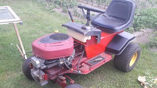 Mower tractor Briggs Stratton smokes black Fault Uneven engine operation [upl. by Sifan636]