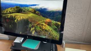 Apple LED Cinema Thunderbolt Display Review GREAT Apple Monitor Very Crisp [upl. by Iredale]