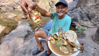 pesca y cocina sopa de cangrejos de rio [upl. by Eladnek]