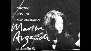 MARTHA ARGERICH plays CHOPIN Piano Concerto No1 COMPLETE LIVE 1992 [upl. by Intruok]