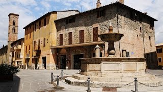 DERUTA IL TURISTA  Il borgo della Ceramica [upl. by Bundy]