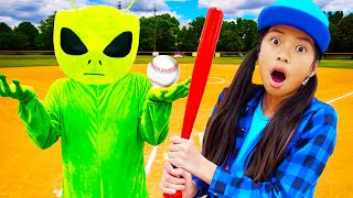 Wendy Pretend Play Kids Story about Aliens Green Friends [upl. by Edals]