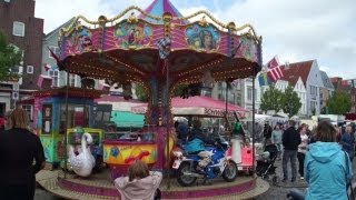 kinderkarussell auf dem Husumer Fischmarkt [upl. by Eiloj]