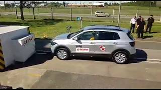 Volkswagen TCross Crash Test de reparabilidad realizado por CESVI [upl. by Notnad]