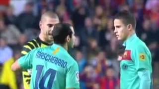 Jugadores del Barcelona hablando ingles  Messi Mascherano Valdés y Afellay Parodia [upl. by Arocet]