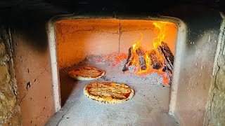 Pizza nel forno a legna [upl. by Ewall]