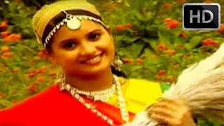 Oru Poo Thannal  Malayalam Mappila Album  Muthu Habeebi Monjathi  Thajudheen [upl. by Marcos]