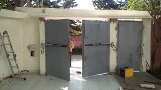 Installation de porte battante automatique Euromatic Protecto [upl. by Nyleak]