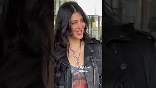 Shruti Hasan spotted at Airport bollykiboliofficial bollywood shrutihassan actress model movie [upl. by Yevol]