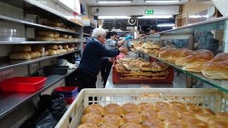 Master Bakers making 100s of bagels at World Famous 24 hour bakery quotBeigel Bakequot Brick Lane London [upl. by Shiau]