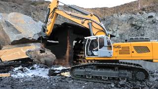 LIEBHERR R 956 AND THE 20t STONE  STRONG RC AT THE BIGGEST RC CONSTRUCTION SITE [upl. by Valdas568]