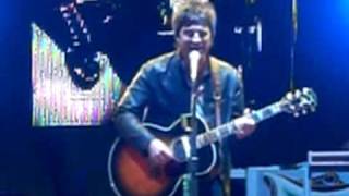 OASIS  Dont Look Back In Anger  Wembley Stadium 12072009 [upl. by Neladgam]