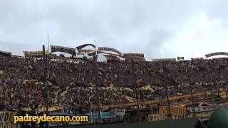 La banda vino re loca  El Viejo La Vela Puerca  Clásico Apertura 2012 [upl. by Idyak]