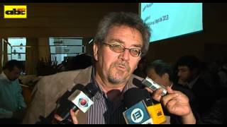 En tono jocoso representante de iglesias cristianas responde a Livieres Plano [upl. by Jalbert]