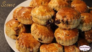 Recette des Scones aux Raisins secs et Cranberries [upl. by Yrolam583]