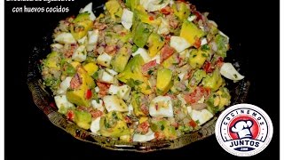 Deliciosa ensalada de aguacates tomates y huevos cocidos [upl. by Grigson]