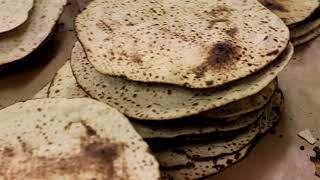 A Matzo In Oiven Arein  Michoel Schnitzler [upl. by Glialentn543]