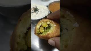 Sheetala Eating House aloobonda sambar chutney coconutchatni bongfoodguru food [upl. by Eanil]