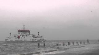 Storm op de pier van Holwerd bij Springtij [upl. by Aniles740]