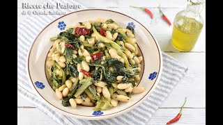 Cicoria con fagioli in padella  ricetta calabrese vegana  Piatto vegano  Ricette che Passione [upl. by Soelch773]