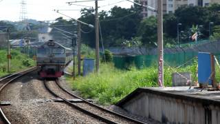 KTM Intercity Class 24 24115 Tun Biajid With Ekspres Sinaran Selatan No 13 [upl. by Ahsihat]