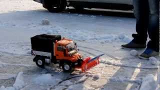 Winterdienst mit dem UNIMOG U300 von Carson [upl. by Combe]