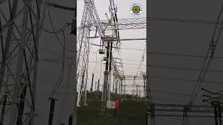 400kV Pentagraph Isolator Closing [upl. by Etireuqram]