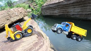 Tata Dumper Truck Accident Highway River Pulling Out JCB  HMT Tractor Accident Pulling Out Tractor [upl. by Normac]