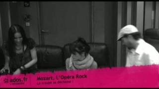 Mozart LOpéra Rock  La troupe se déchaîne [upl. by Ardnoet]