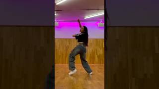 Jennie  Mantra Dance Cover 🧡 jennie mantra [upl. by Josephina]