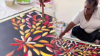 Aboriginal Artist Seamlessly Paints Bush Medicine Leaves  WooGlobe [upl. by Templer]