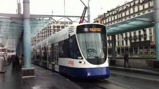 Tram Tango à la gare Cornavin en ligne 15 [upl. by Naid]