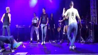 Anitta Sfdinh faz QUADRADINHO em Show com 7 homens no palco Anitta Gulosa [upl. by Ardith500]