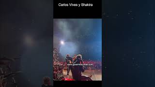 Shakira y Carlos Vives cantando y bailando LA BICICLETA en el escenario CarlosVives Shakira [upl. by Eilyac]