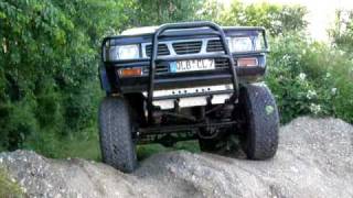 wwwGoetze4x4de Nissan SAS MD21 Terrano [upl. by Nemaj313]