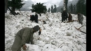 Midday News12319 JnK Three persons killed in a snow blizzard in Kupwara district [upl. by Leirua]