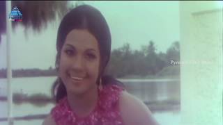 Ulagam Sutrum Valiban Tamil Songs  Pachai Kili Video Song  MG Ramachandran  Latha [upl. by Yasui]