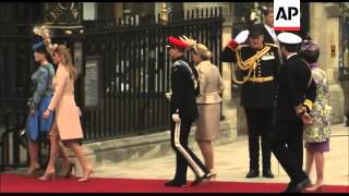 Guests bride and groom arrive at Westminster Abbey for Kate and Williams wedding [upl. by Anerev]