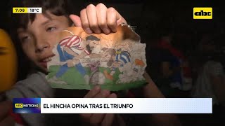 El hincha opina así celebró un país tras victoria de la Albirroja [upl. by Stav]